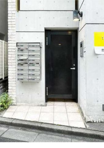 【エントランス】
