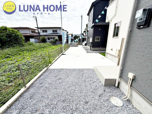 土浦市下高津3丁目　新築戸建　A号棟の駐車場