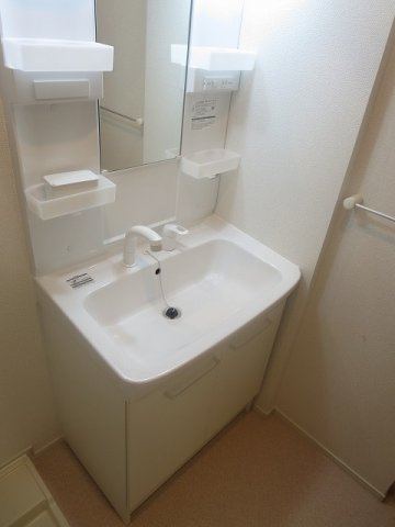 プティネージュ　トロワの洗面所