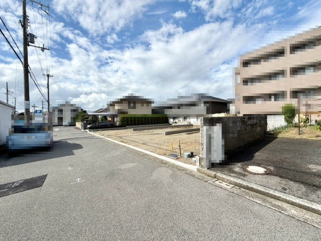 土塔町　売土地　全３区画の前面道路含む現地写真|【住宅ローン相談】住宅ローンにご不安、ご心配のある方でもイエストアでは豊富な知識でサポート致します♪