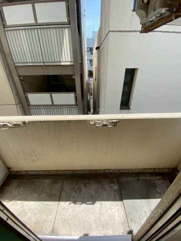 水木通マンションのバルコニー
