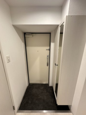 セオリー夕陽丘DOORの玄関