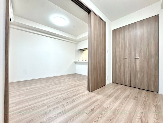 CREST TAPP浅間町の洋室