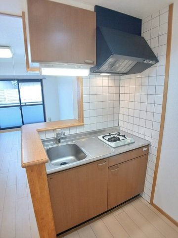 ノールヴィクトワールのキッチン|コンパクトなキッチンで掃除もラクラク
