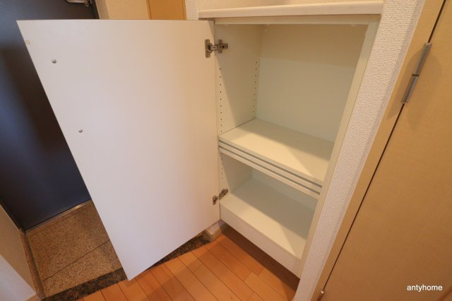 ディナスティ都島北通　仲介手数料無料の収納