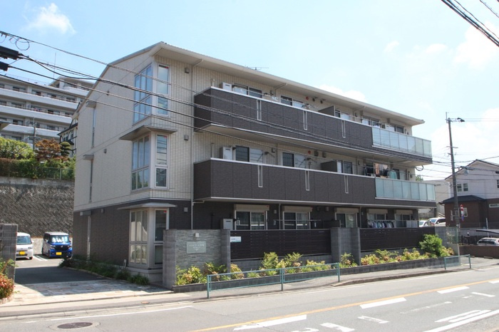 福岡市南区寺塚２丁目のアパート