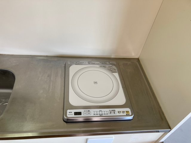 アークトレード太宰府の設備|コンパクトなキッチンで掃除もラクラク