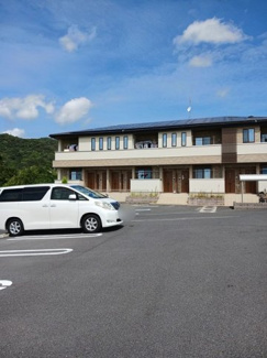 【駐車場】 | サニーホワイトⅥ | 駐車場です