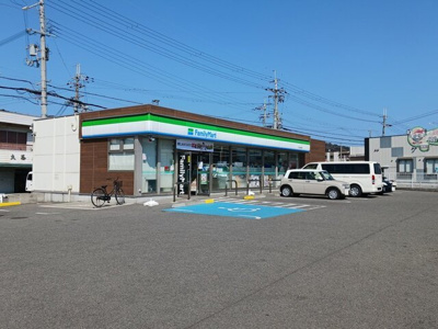 【周辺】 | サニーホワイトⅥ | ファミリーマート園部店様まで750m