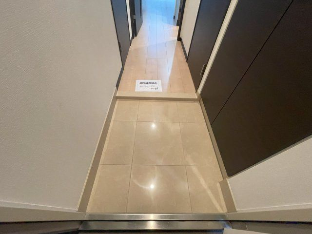 GENOVIA両国green veilの玄関