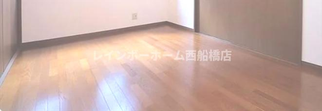 アバンダント32の居間・リビング