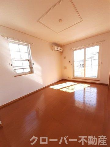 ポム・ド・テールＦ＆Ｋ　Ａの居間・リビング