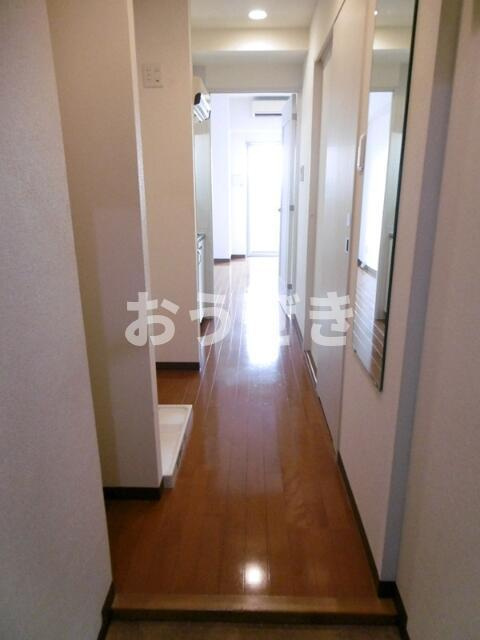ＣＡＳＡ　ＭＩＡ　ＮＡＫＡＮＯＢＵの玄関