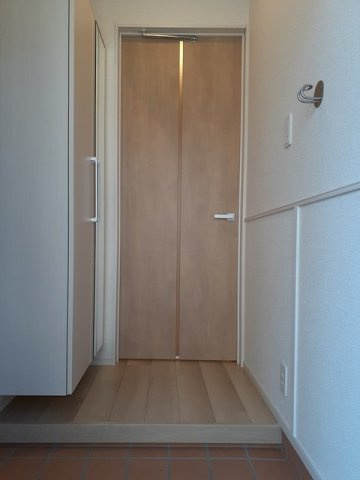 シンプルで使いやすい玄関です
