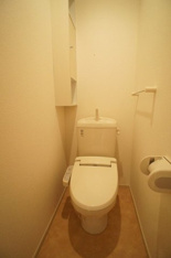 シンプルで使いやすいトイレです