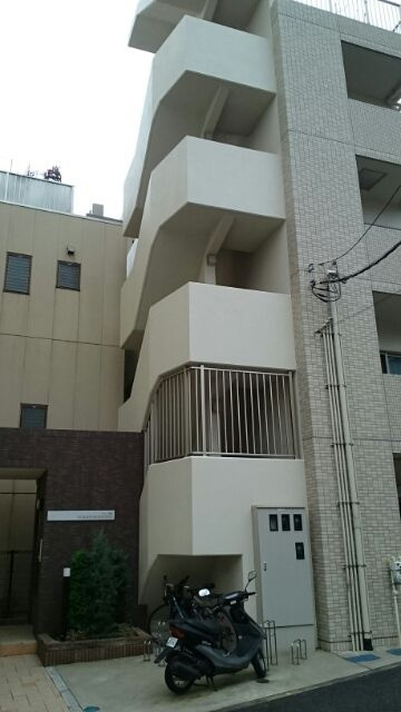 プラシード 横浜の外観
