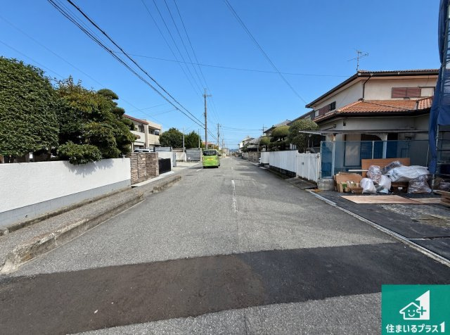 ◆大阪狭山市大野台　第3期　新築一戸建ての前面道路含む現地写真|周辺は閑静な住宅街です。前面道路もしっかりと有りますので車の出し入れも安心ですよ！