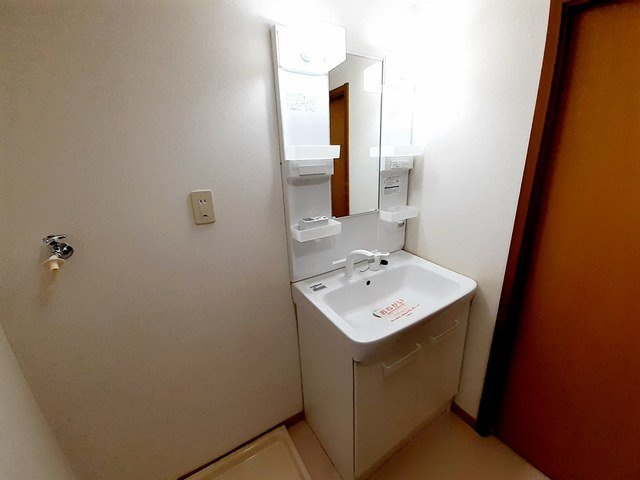 忙しい朝には欠かせない洗面所です