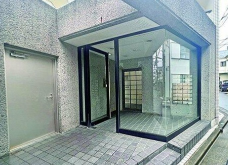 【エントランス】 | メゾン万里下北沢