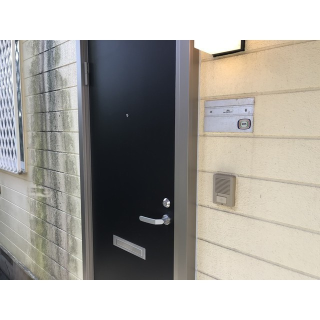 毎日通る玄関はこちらです