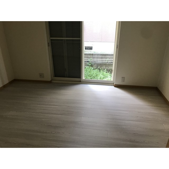 ゆったり過ごせる居間です