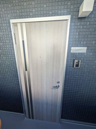 SパレスⅥの玄関