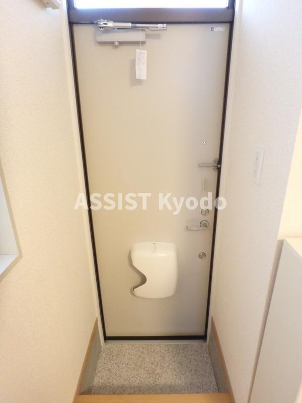 コーポあざみの玄関