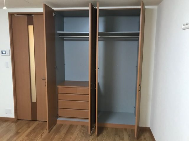 アヴェニュー下林の収納