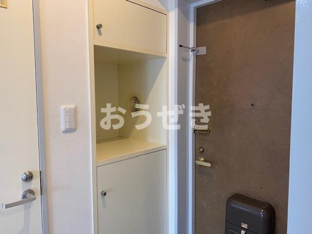 オーベルジュ桐ヶ丘の玄関