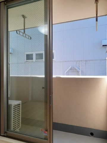 落ち着いた時間を過ごせるバルコニーです