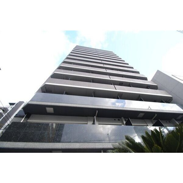 S-RESIDENCE北浜の外観