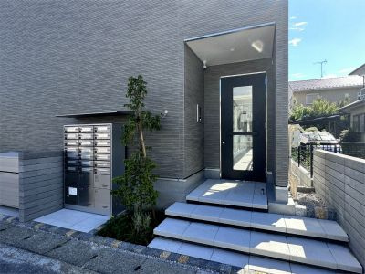 リブリ・坂戸Ⅲのエントランス