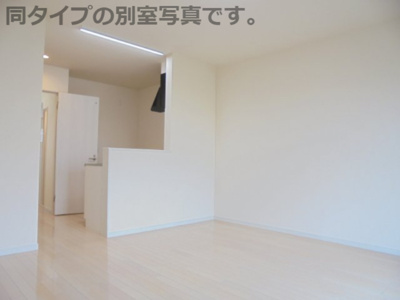 【居間・リビング】 | URBAN CUBIC 鷹巣Ⅱ