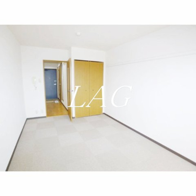 【居間・リビング】 | ＹＫマンション | 洋室のお部屋です。