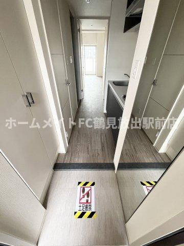 セイワパレス深江橋駅前の玄関