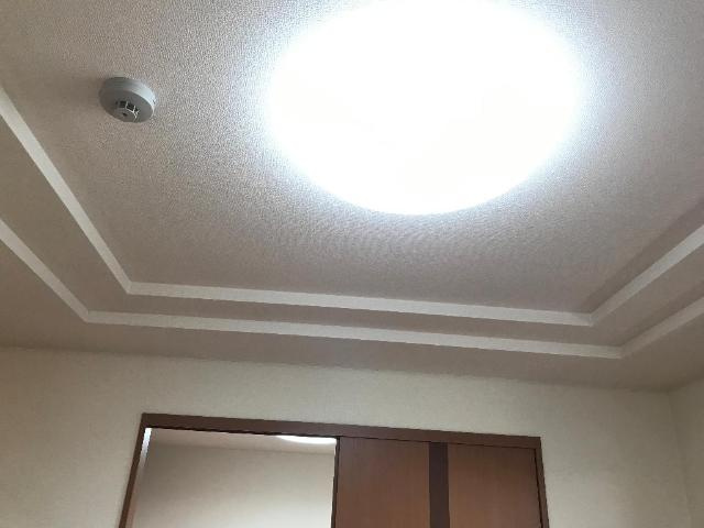 サンライズ高町の設備|全室照明付き