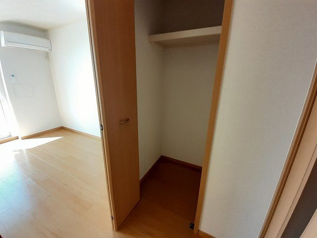 スイート　ガーデンⅡの収納