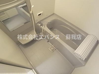 【浴室】 | Ya-ECO House（ヤエコーハウス） | コンパクトで使いやすいお風呂です