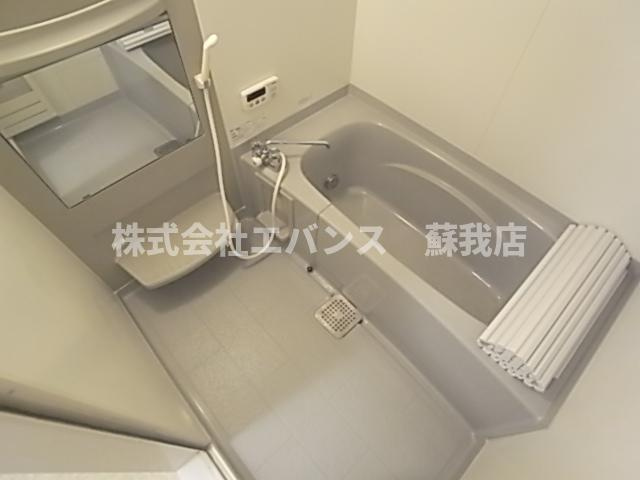 【浴室】 | Ya-ECO House（ヤエコーハウス） | コンパクトで使いやすいお風呂です