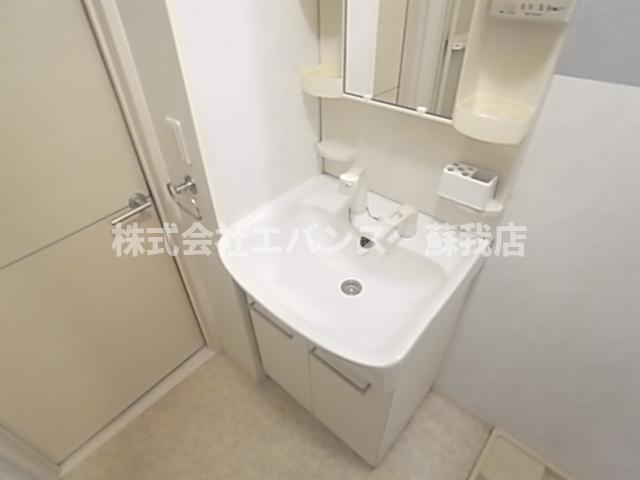 【独立洗面台】 | Ya-ECO House（ヤエコーハウス） | 朝の身支度には欠かせない独立洗面化粧台