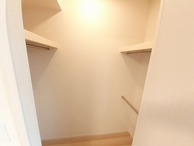 クラール　Ⅰの収納|大きなものも収納できそうです