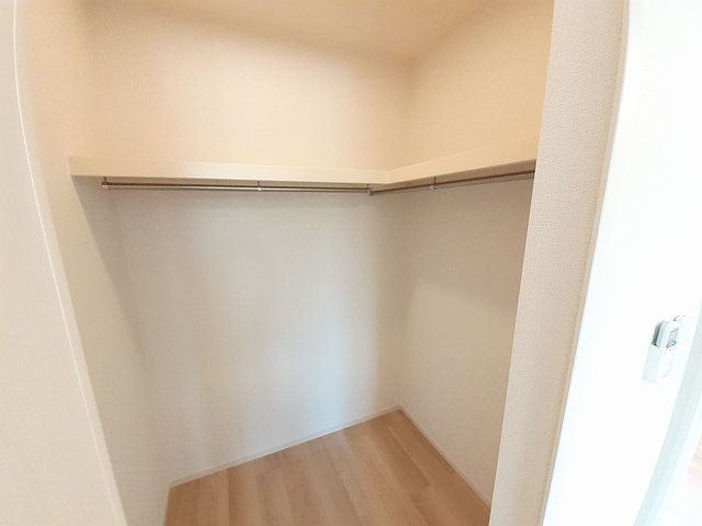 レジデンス　プリュⅧの収納|大きなものも収納できそうです