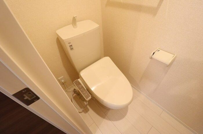 アマーテ姫子　B棟のトイレ|ゆったりとした空間のトイレです