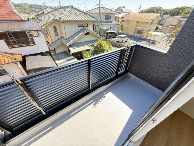 神戸市須磨区東白川台第１|■現地写真■
日当たりの良いバルコニー！！