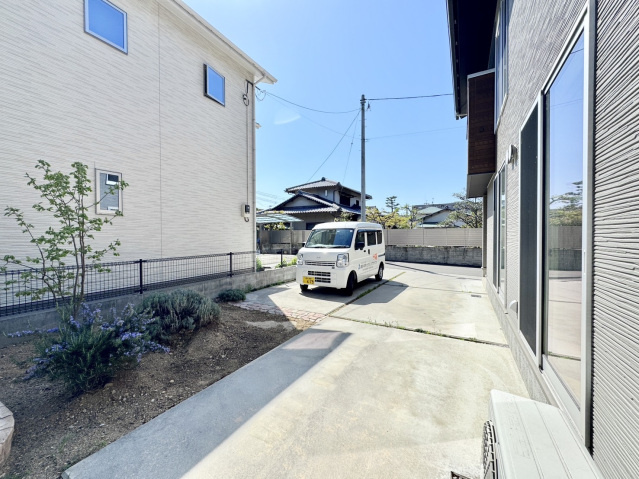 サンフラワー今里町戸建ての駐車場|駐車場