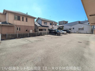 【駐車場】 | ソル・レヴェンテ 
