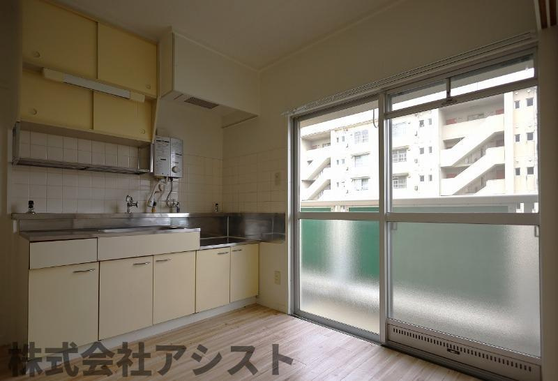 ビレッジハウス庄内2号棟のキッチン