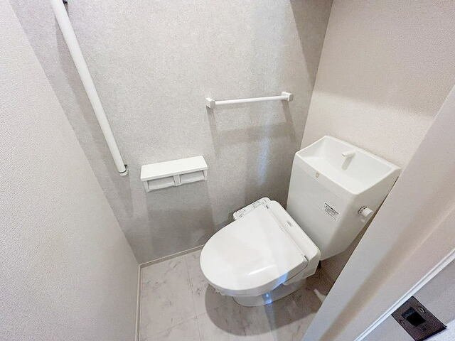 サンライズ　Ｂのトイレ|ゆったりとした空間のトイレです