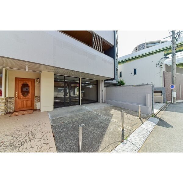 リセンス清水【　1階路面店　】