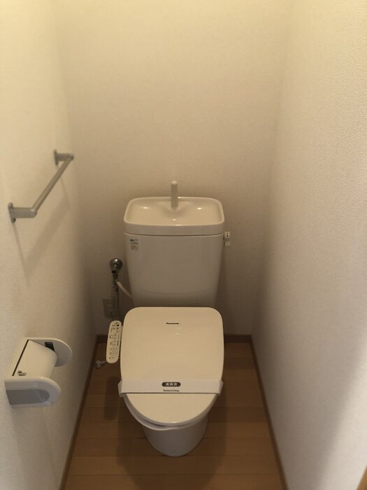 カトゥル セゾン札場のトイレ|トイレ
